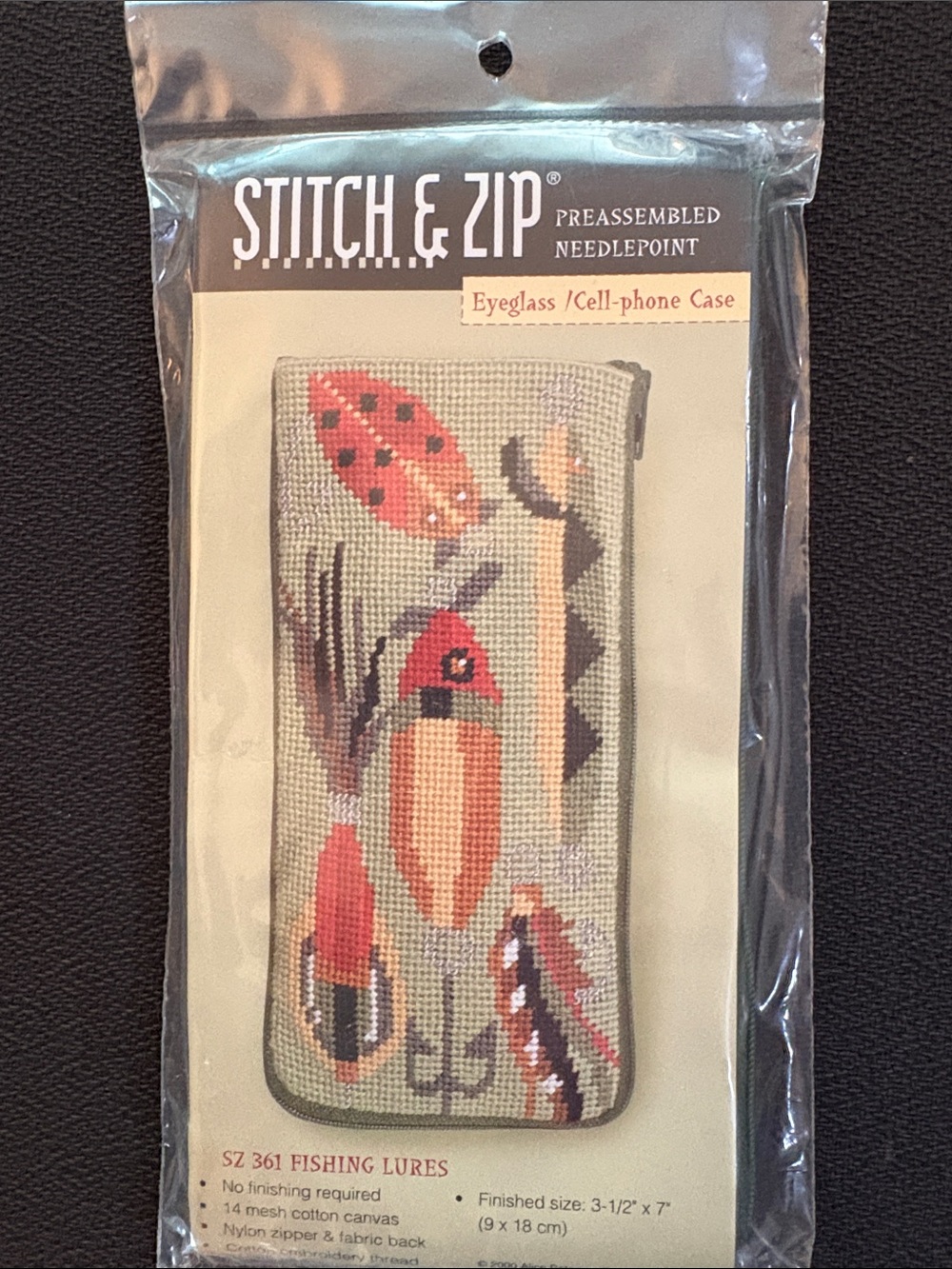 NWT Stitch & Zip Preassembled Needlepoint Glasses/Cell Phone Case